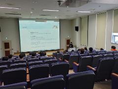 22.03.17 트렌드리서치 한지연 강사님 특강 (1).jpg