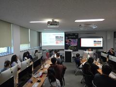 어도비 파이어플라이 특강 사진 (2).jpg